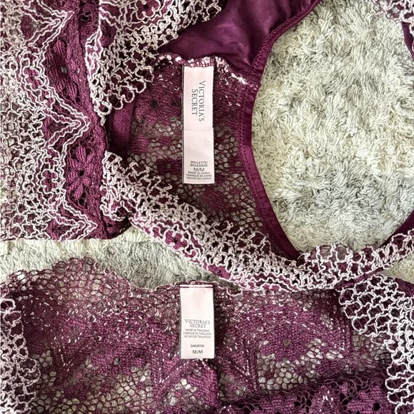 Victoria's Secret Purple Lace Bralette and Panty Set - Picture 3 of 3
